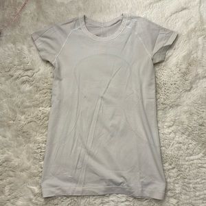 Lululemon workout top
